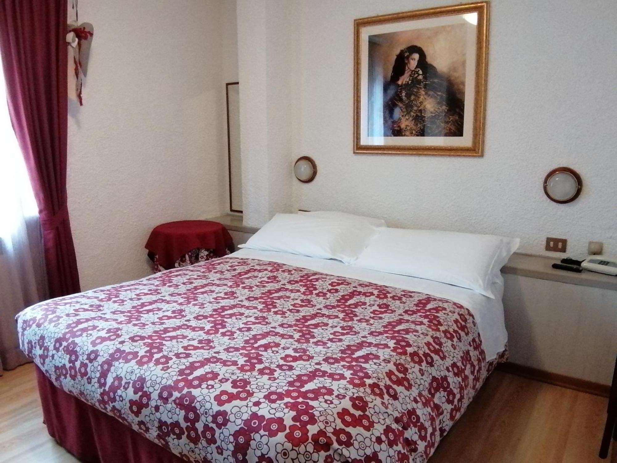 Albergo Sella - Monte Amiata أبّادييا سان سالفاتور المظهر الخارجي الصورة