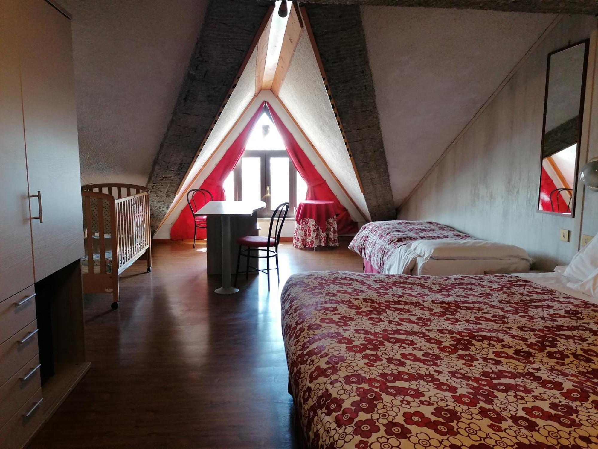 Albergo Sella - Monte Amiata أبّادييا سان سالفاتور المظهر الخارجي الصورة